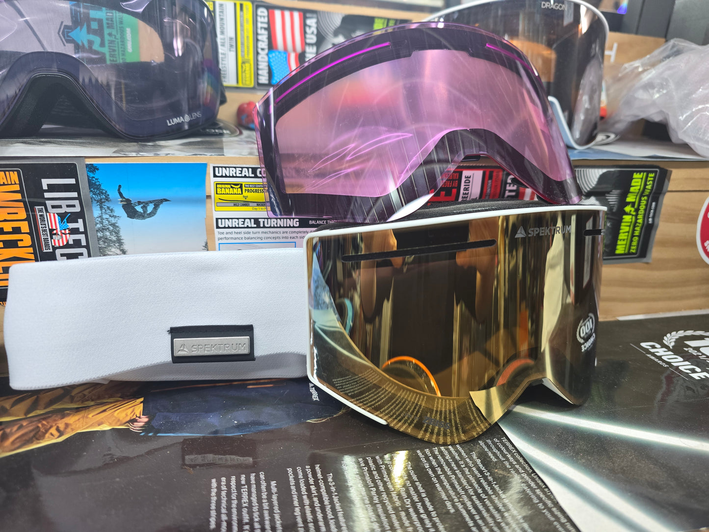 SPEKTRUM HELAGS with bonus lens BLACK or WHITE colour options