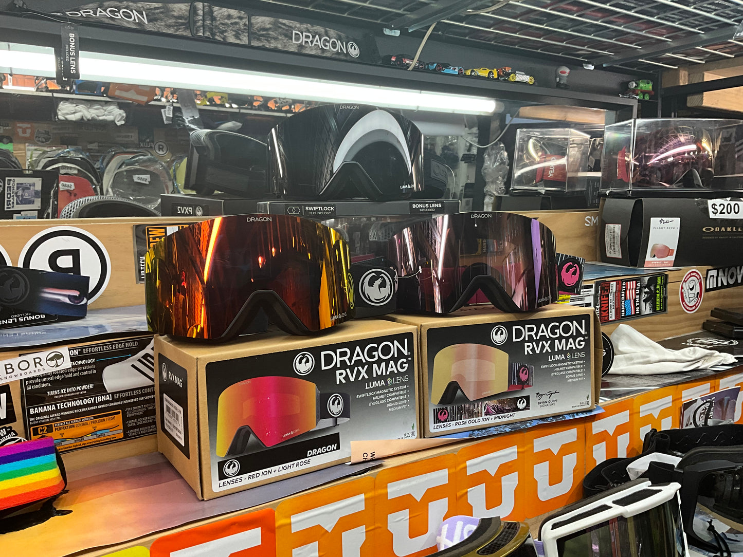 Dragon - RVX MAG | Luma lens | Black, Pink or Black & White | Swift-lock magnetic system |Bonus lens
