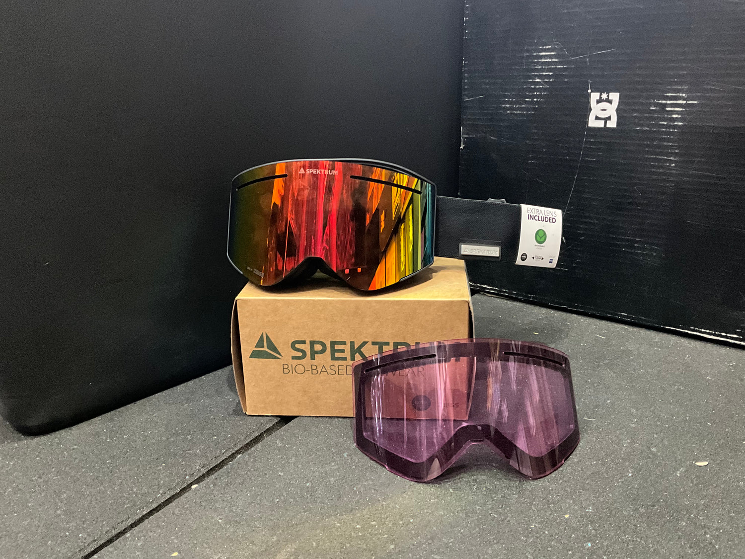 spektrum goggles review SPEKTRUM HELAGS with bonus lens BLACK – xe_snowboards